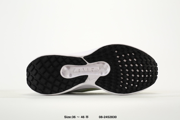 ナイキ靴素材ディテール